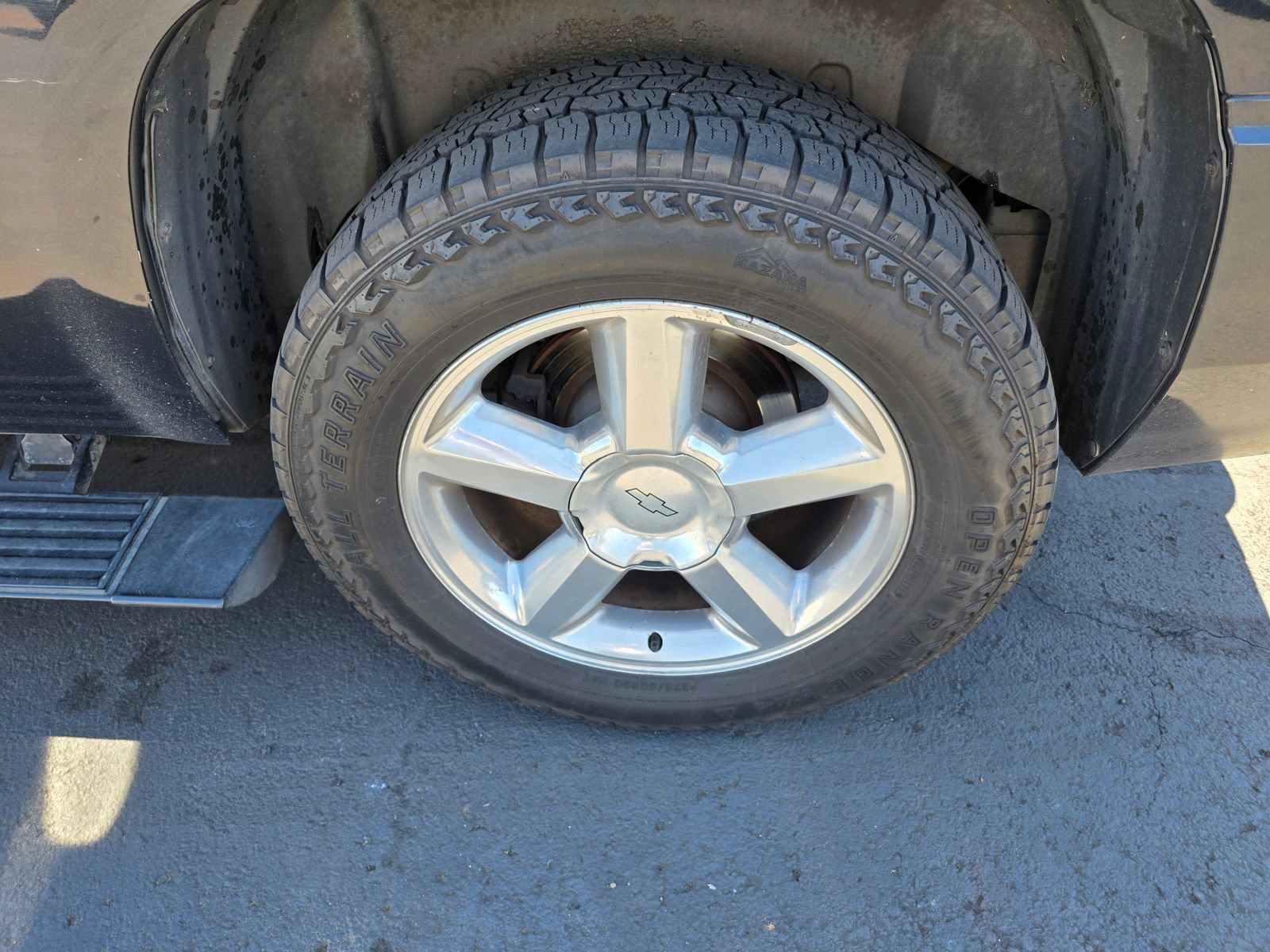 Used 2011 Chevrolet Tahoe LTZ AWD/4WD image 10