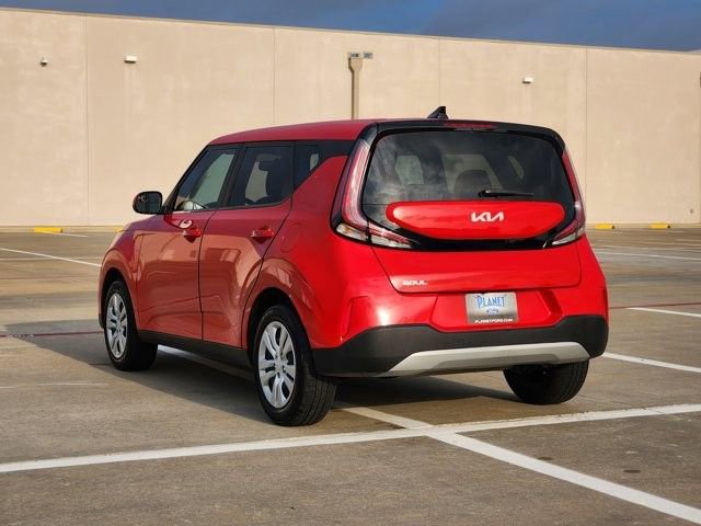 Used 2023 Kia Soul LX image 7