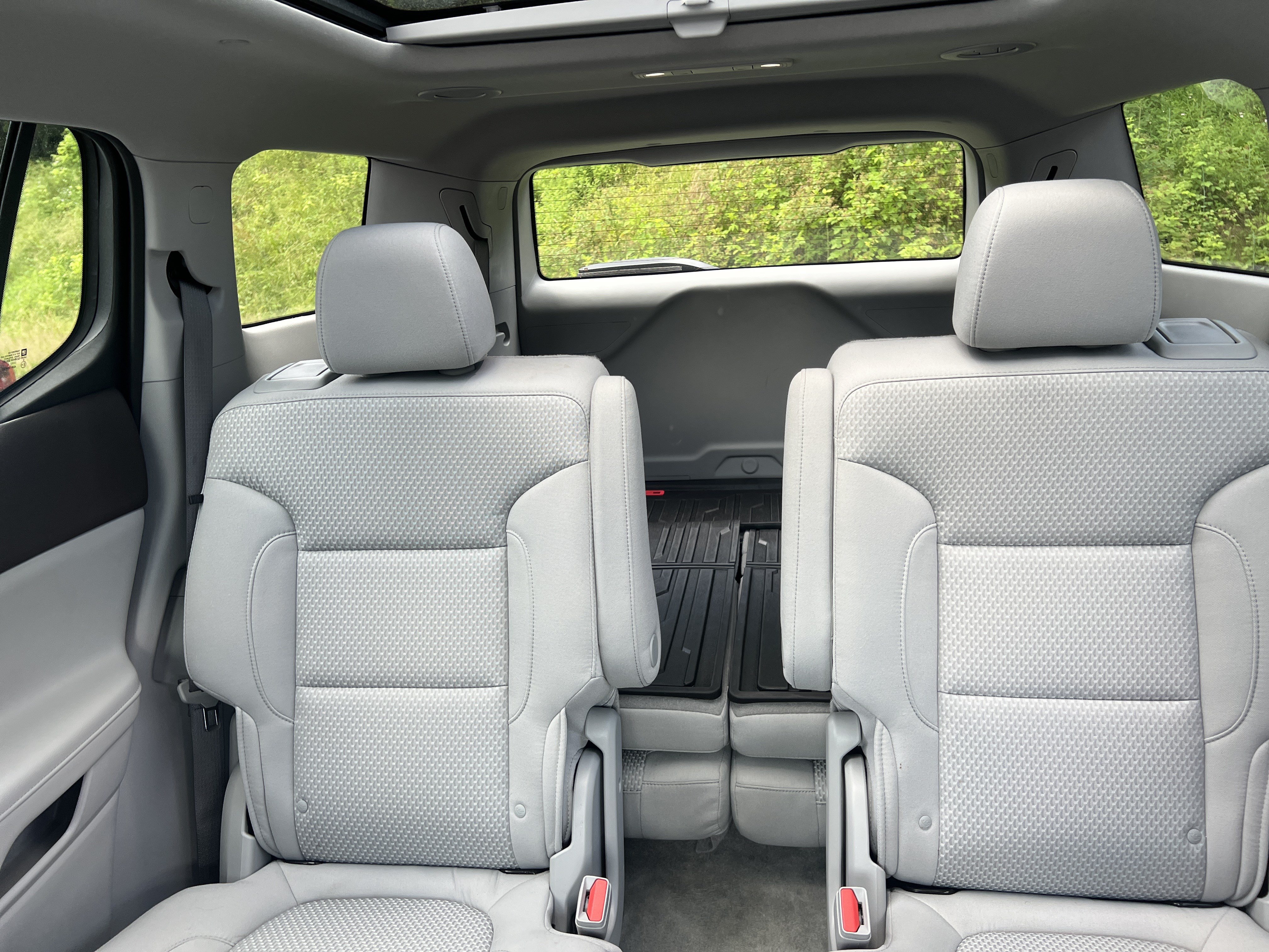 Used 2023 GMC Acadia SLE w/ Driver Convenience Package AWD/4WD image 13