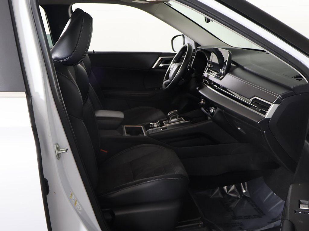 Used 2022 Mitsubishi Outlander SEL Black Edition image 27