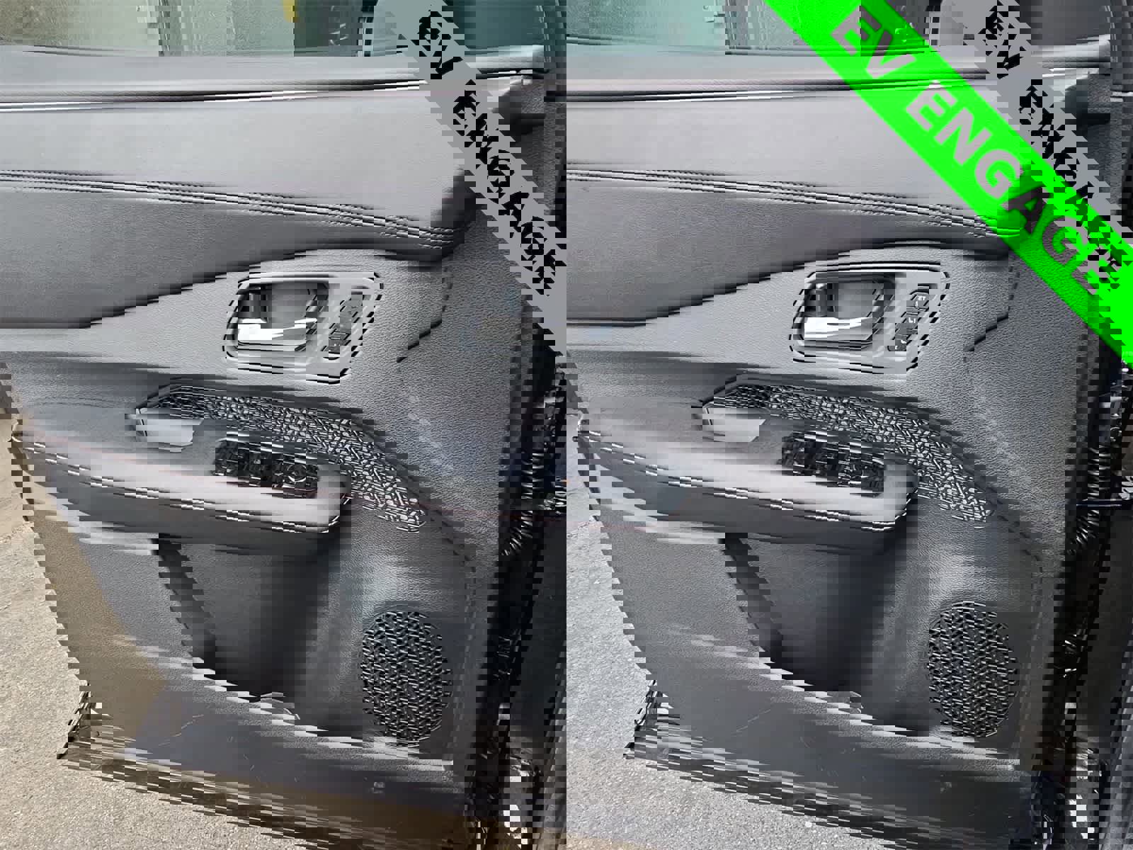 Used 2023 Nissan Ariya FWD image 28