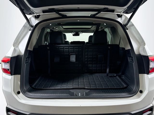 Used 2025 Honda Pilot Touring image 32