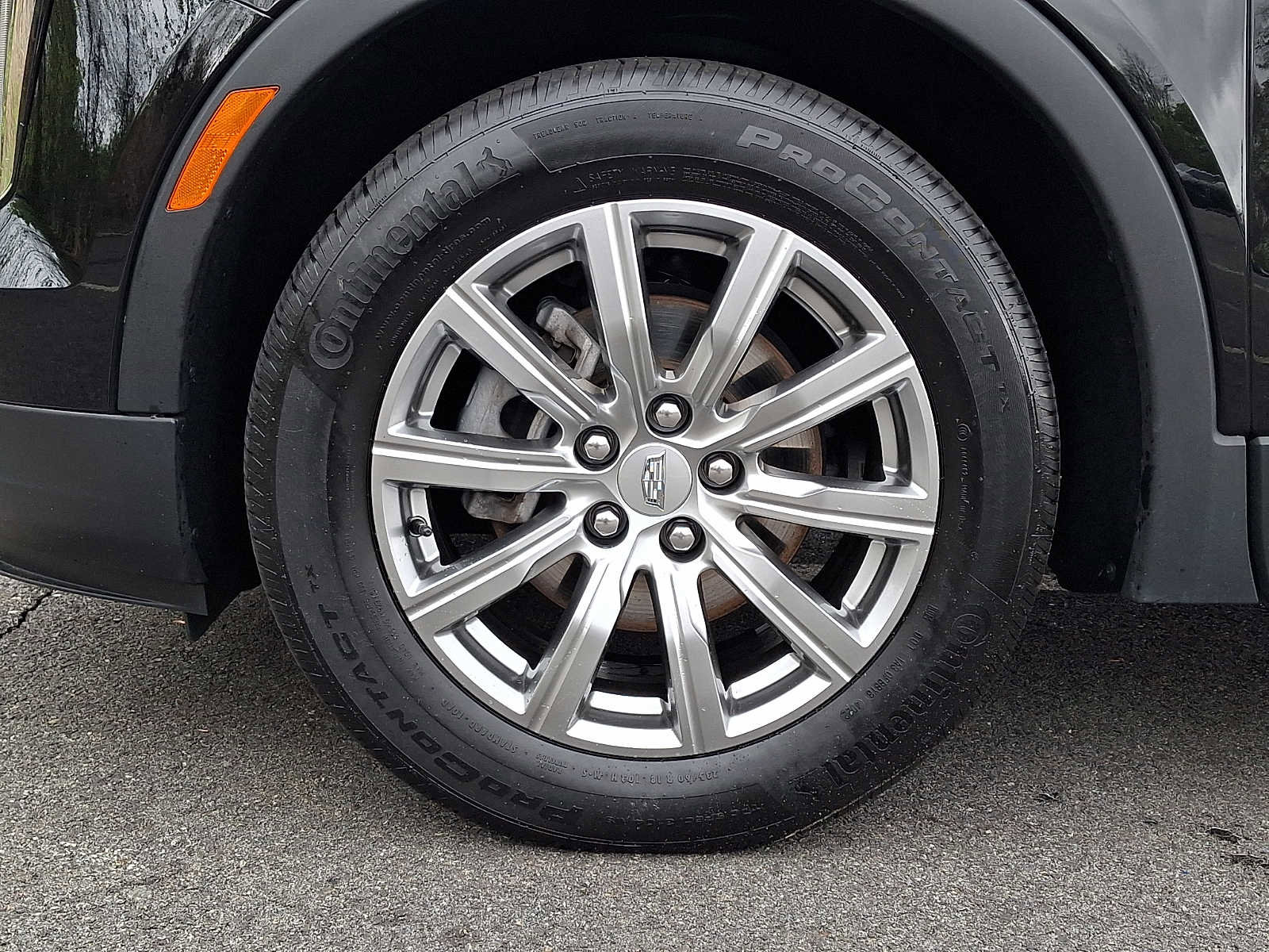 Used 2023 Cadillac XT4 Premium Luxury AWD/4WD image 8