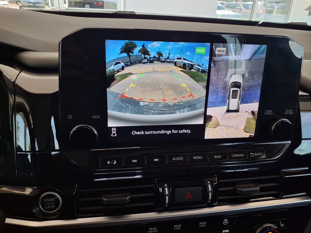 Used 2023 Nissan Pathfinder SL w/ Lighting Package (N92) AWD/4WD image 29