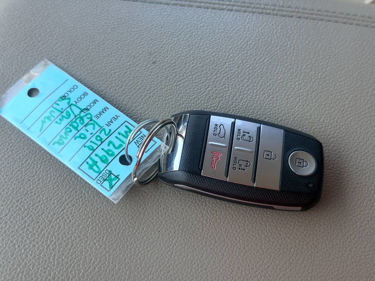 Used 2019 Kia Sedona EX w/ EX Premium Package FWD image 55
