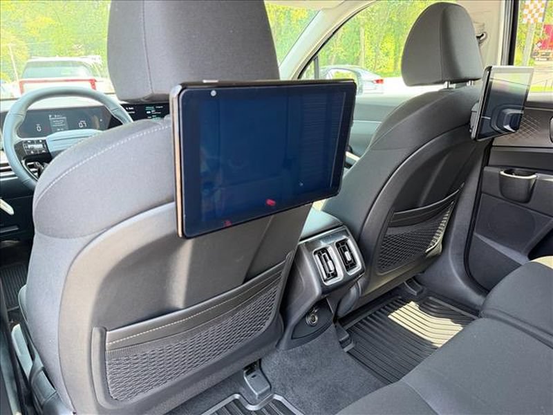 New 2026 Kia Sorento LX FWD image 14