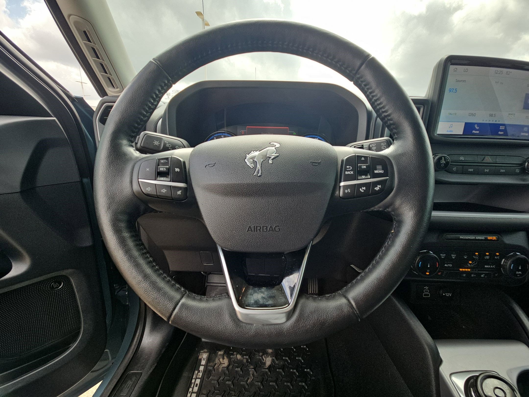 Used 2023 Ford Bronco Sport Outer Banks w/ Tech Package image 17