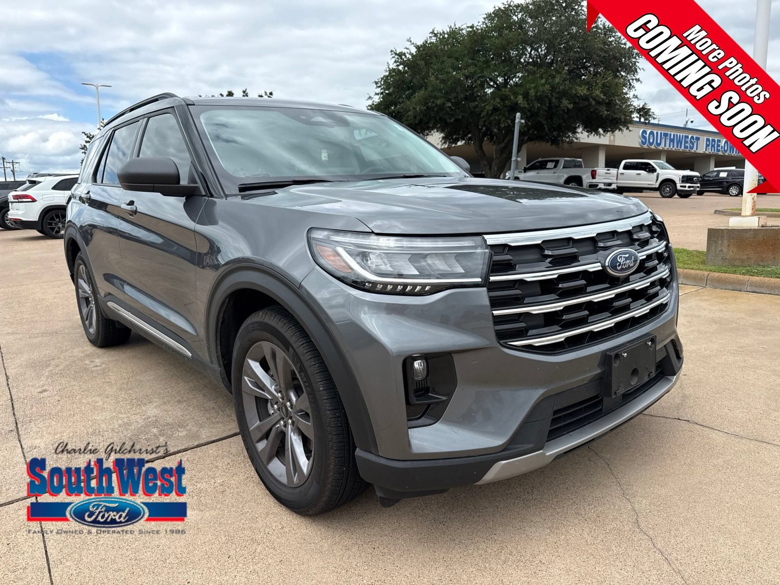 Used 2025 Ford Explorer Active w/ Active Comfort Package AWD/4WD image 1