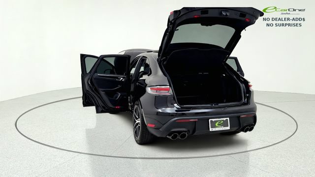 Used 2024 Porsche Macan S AWD/4WD image 17