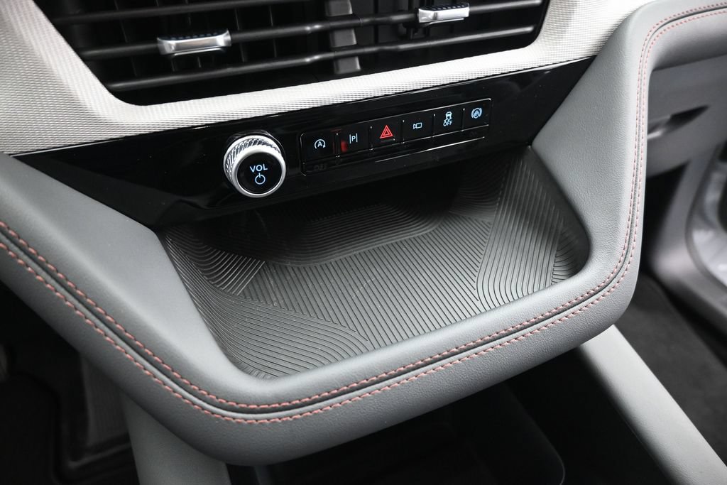 New 2026 Ford Explorer Active RWD image 16