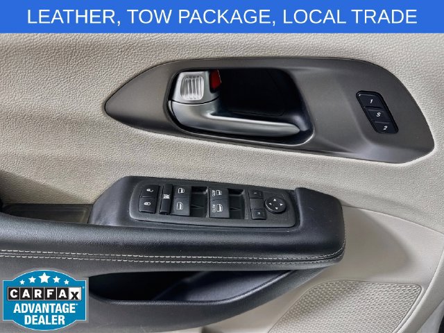 Used 2021 Chrysler Pacifica Touring-L FWD image 17