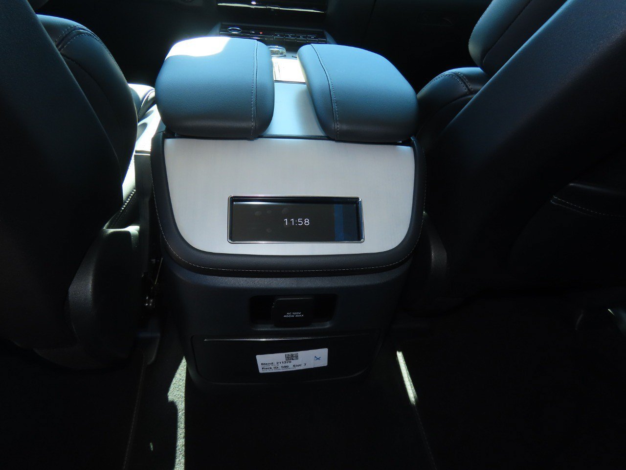 New 2026 Lincoln Navigator Premiere AWD/4WD image 22