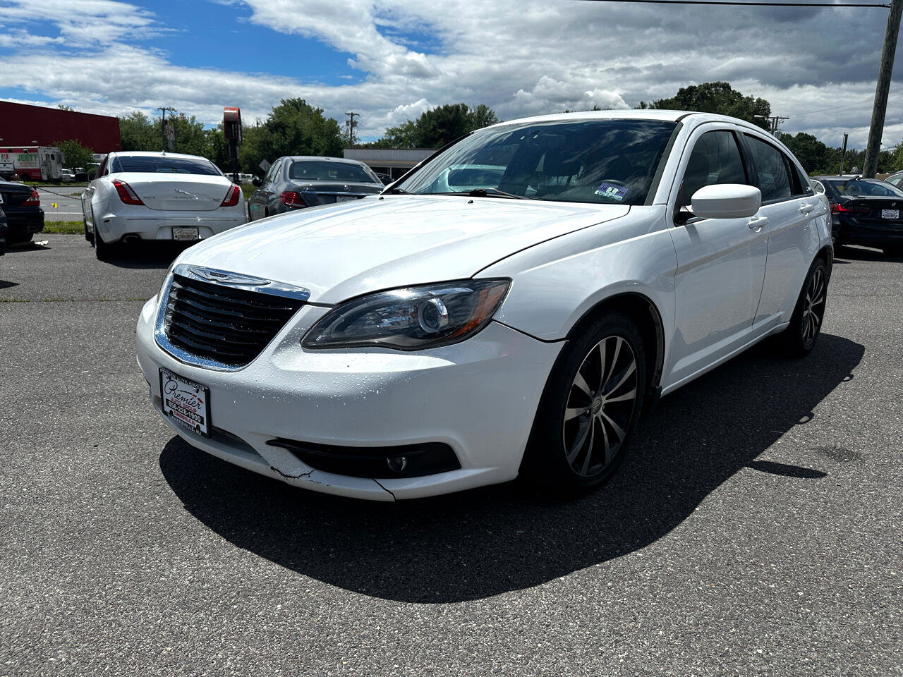 Used 2013 Chrysler 200 Touring w/ S Exterior Appearance Pkg