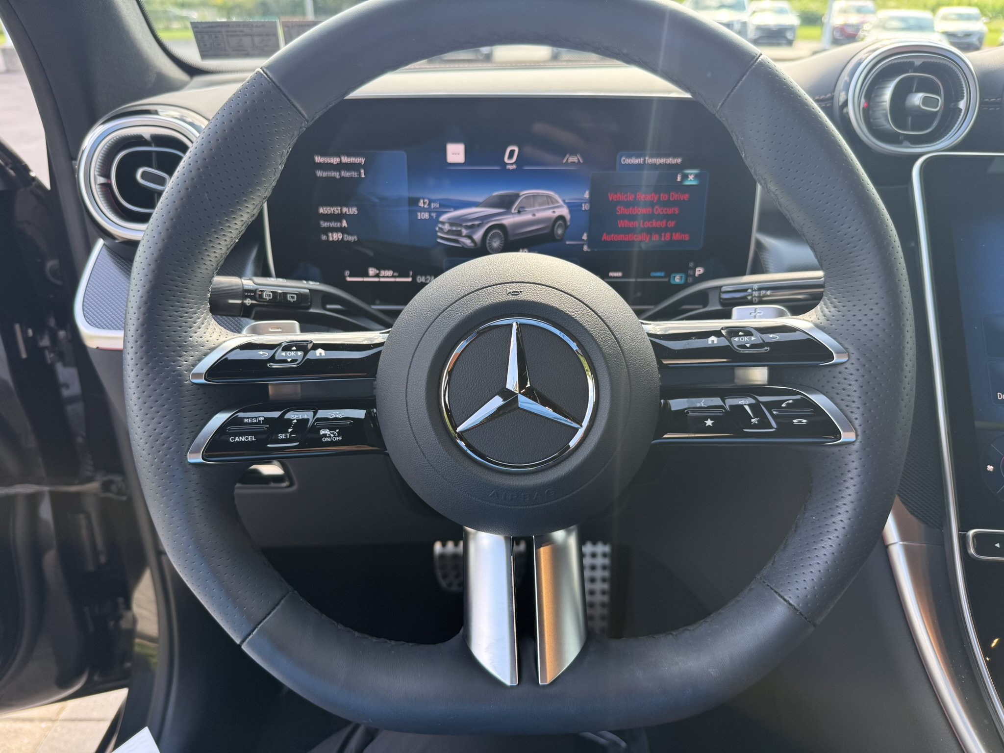 Used 2026 Mercedes-Benz GLC 300 4MATIC image 12