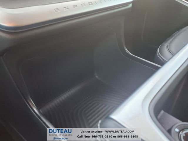 Used 2025 Ford Expedition Platinum w/ Driver's Package image 29