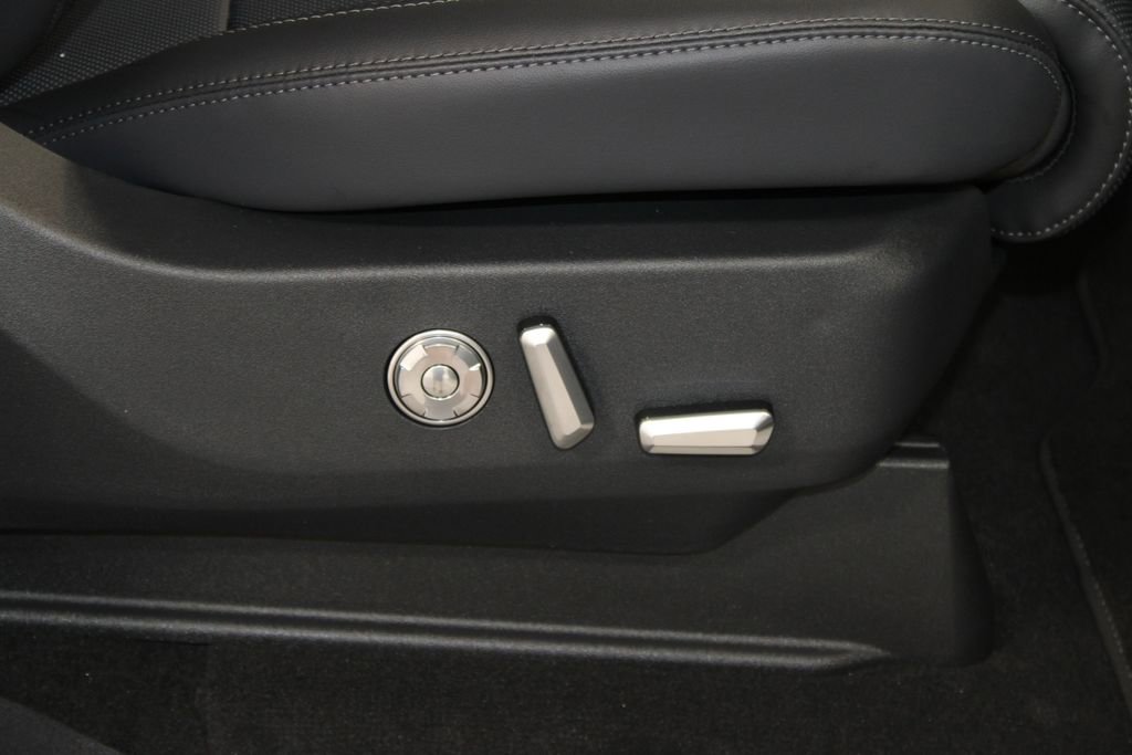 New 2025 Lincoln Navigator Reserve image 33