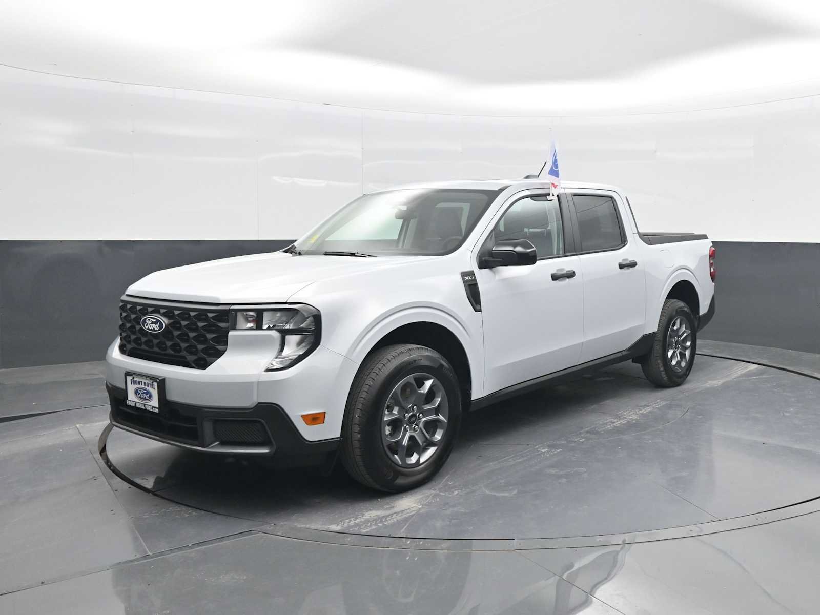 New 2026 Ford Maverick XLT w/ Equipment Group 301A AWD/4WD image 4