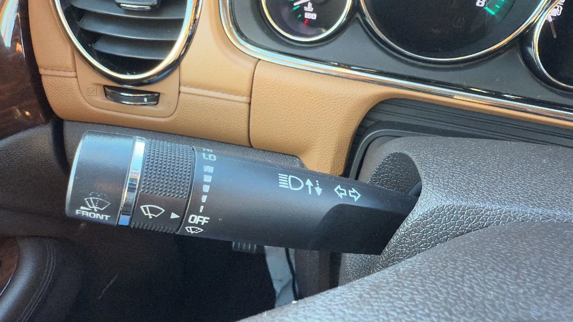 Used 2017 Buick Enclave Premium w/ Experience Buick Package image 9