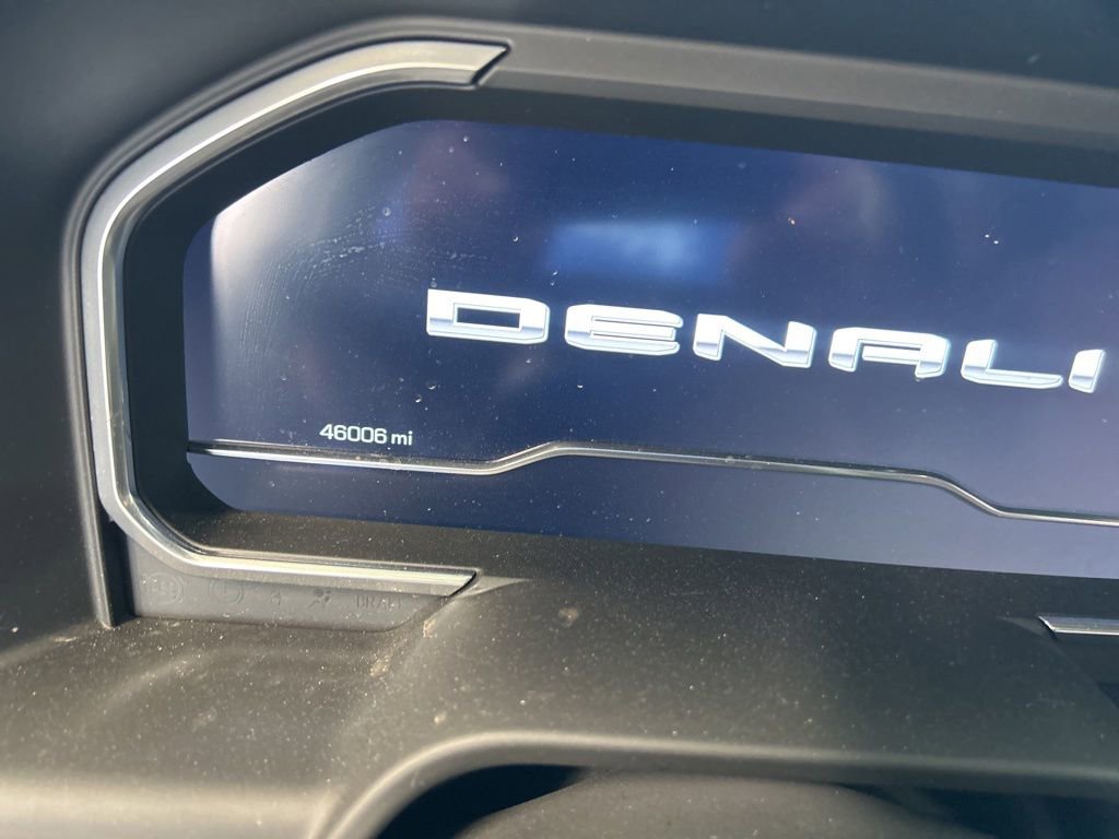 Used 2023 GMC Sierra 1500 Denali Ultimate AWD/4WD image 3