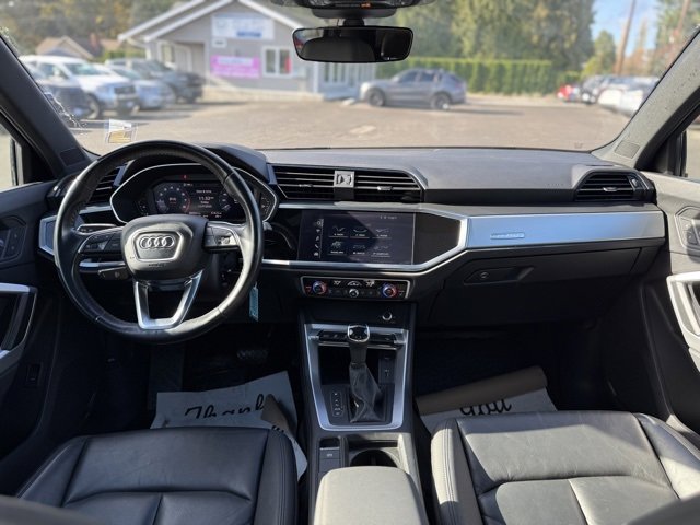 Used 2019 Audi Q3 2.0T Premium image 24