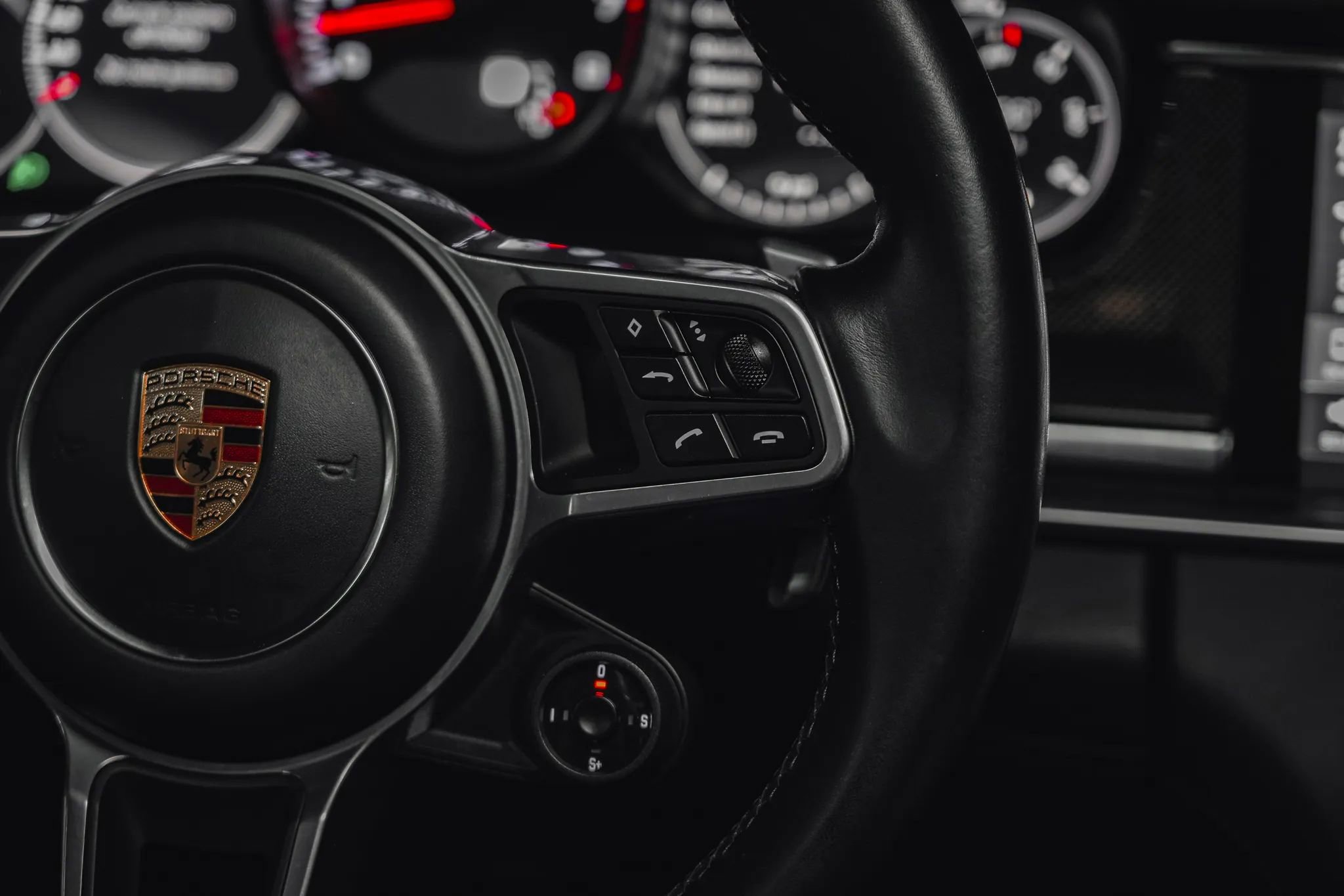 Used 2017 Porsche Panamera Turbo image 79