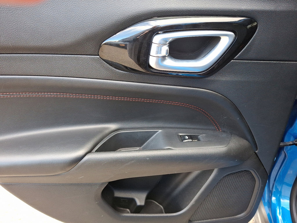 Used 2024 Jeep Compass Trailhawk image 19