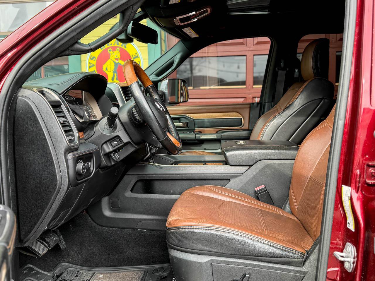 Used 2019 RAM 3500 Limited image 11