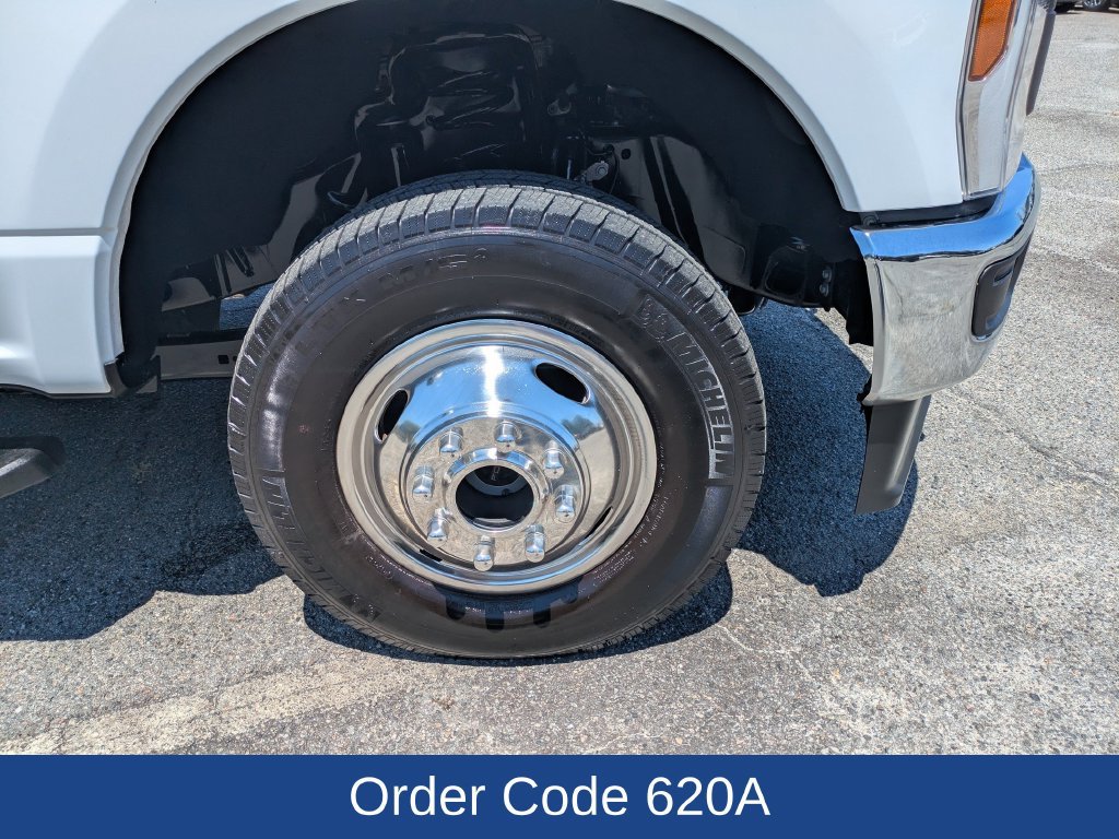 Certified 2025 Ford F350 XL w/ XL Driver Assist Package AWD/4WD image 11