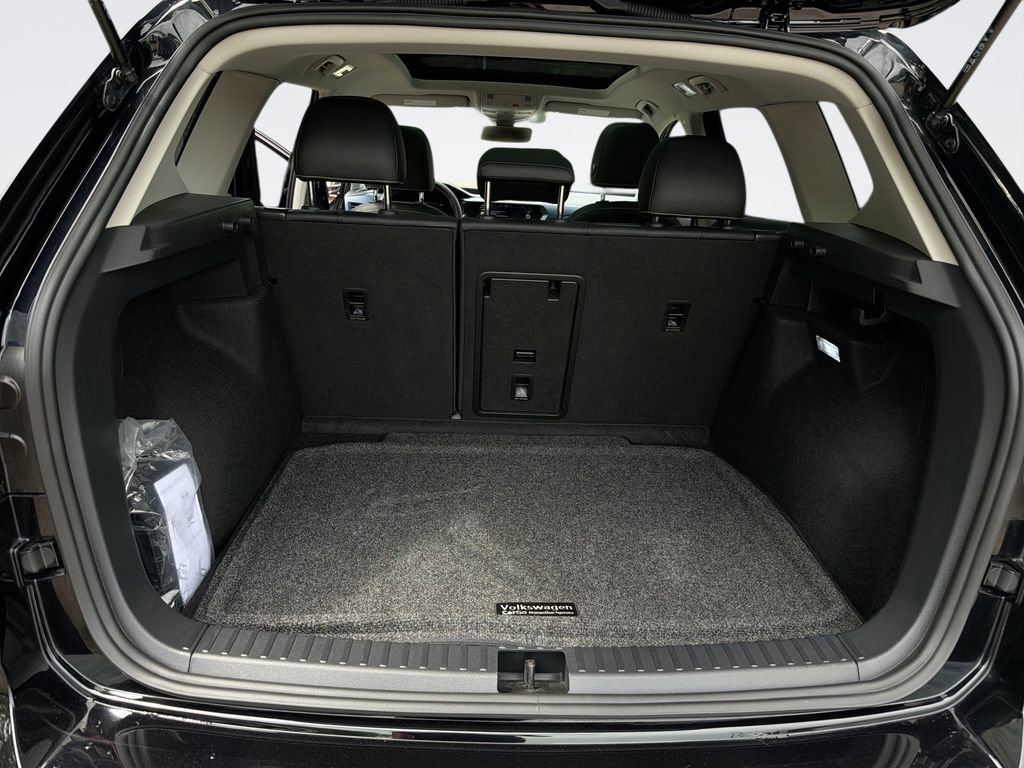 Used 2024 Volkswagen Taos SE AWD/4WD image 20