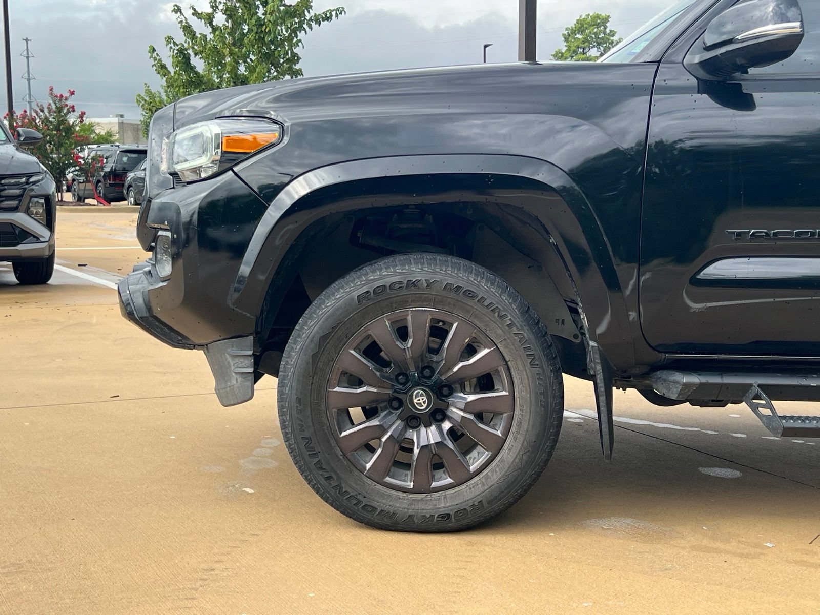 Used 2023 Toyota Tacoma Limited w/ Nightshade Package AWD/4WD image 9