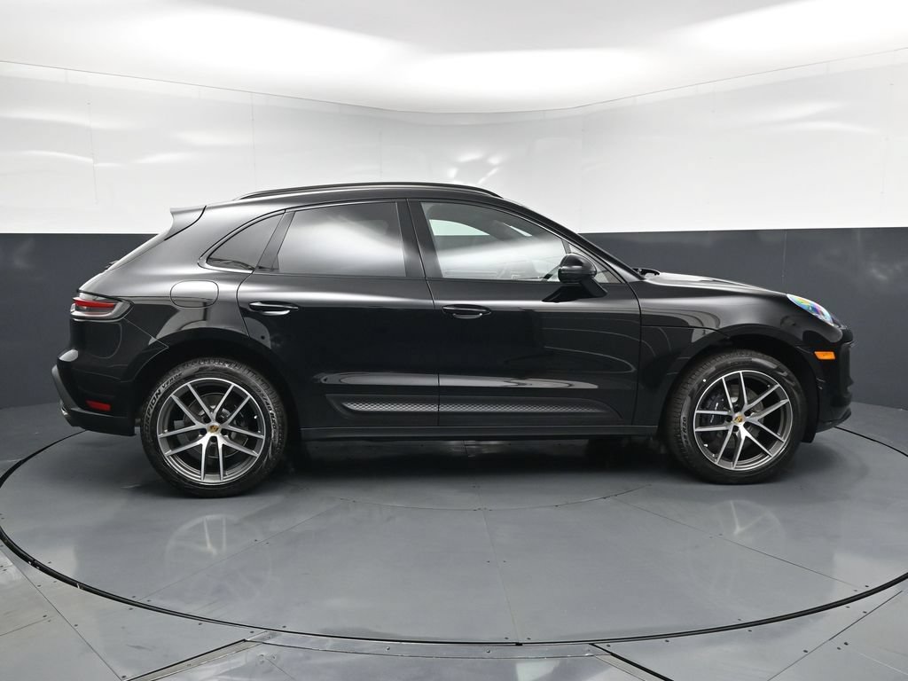 New 2026 Porsche Macan AWD/4WD image 11