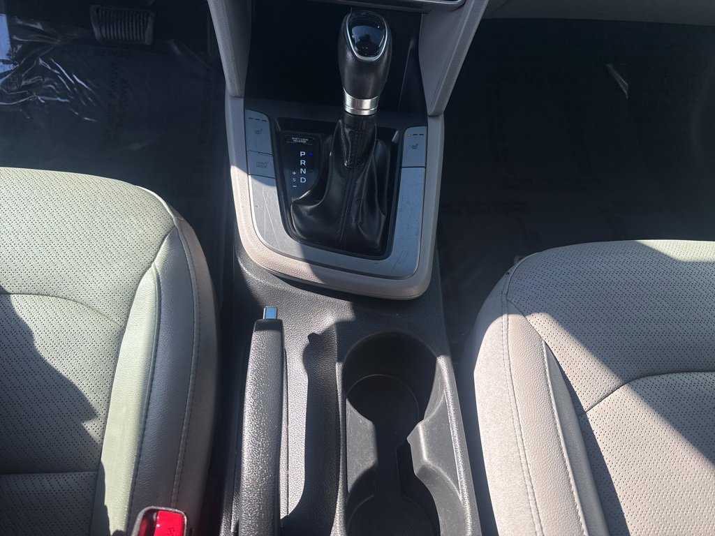 Used 2020 Hyundai Elantra Limited w/ Ultimate Package 03 image 26