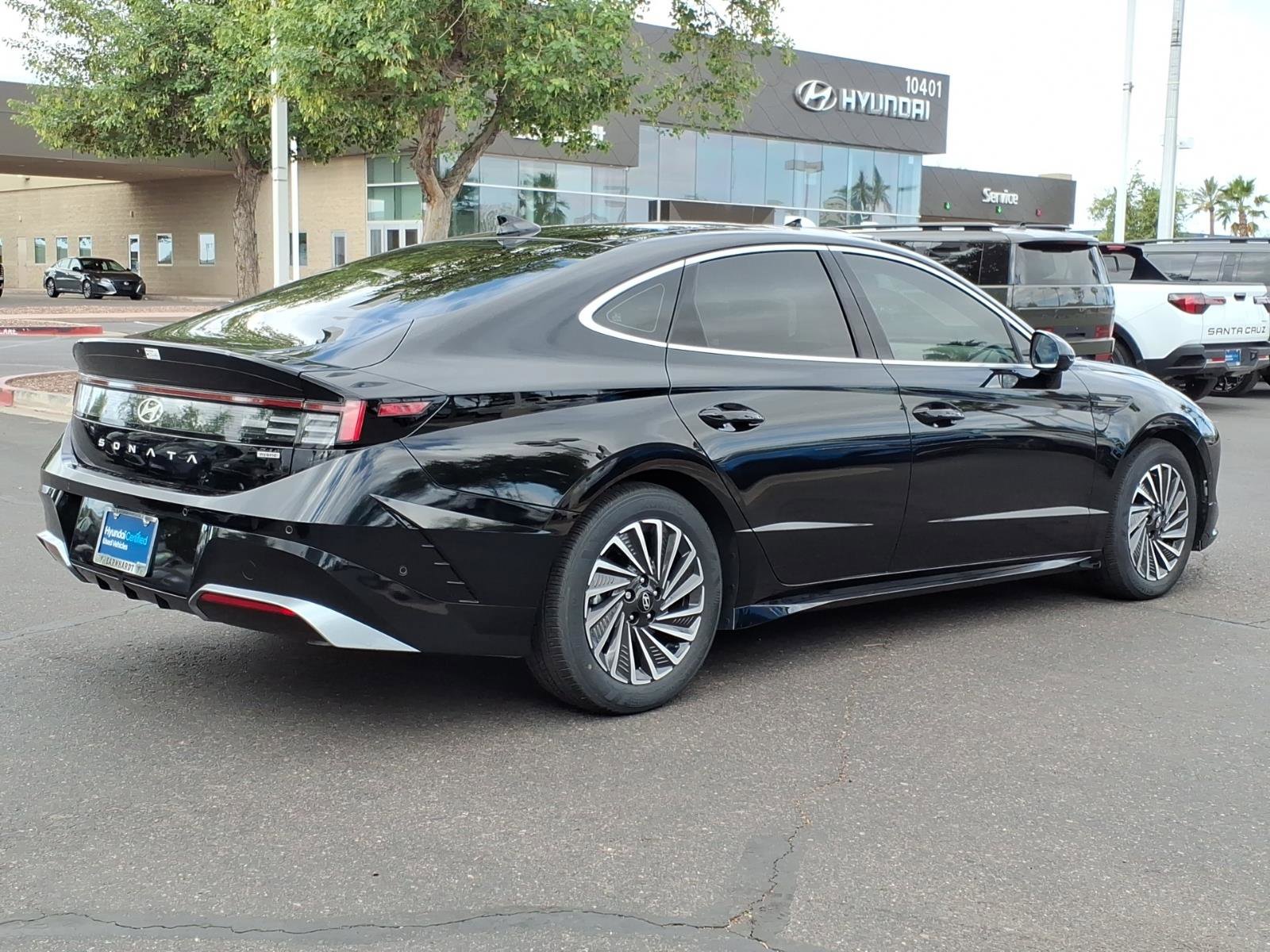 Certified 2025 Hyundai Sonata Limited FWD image 5