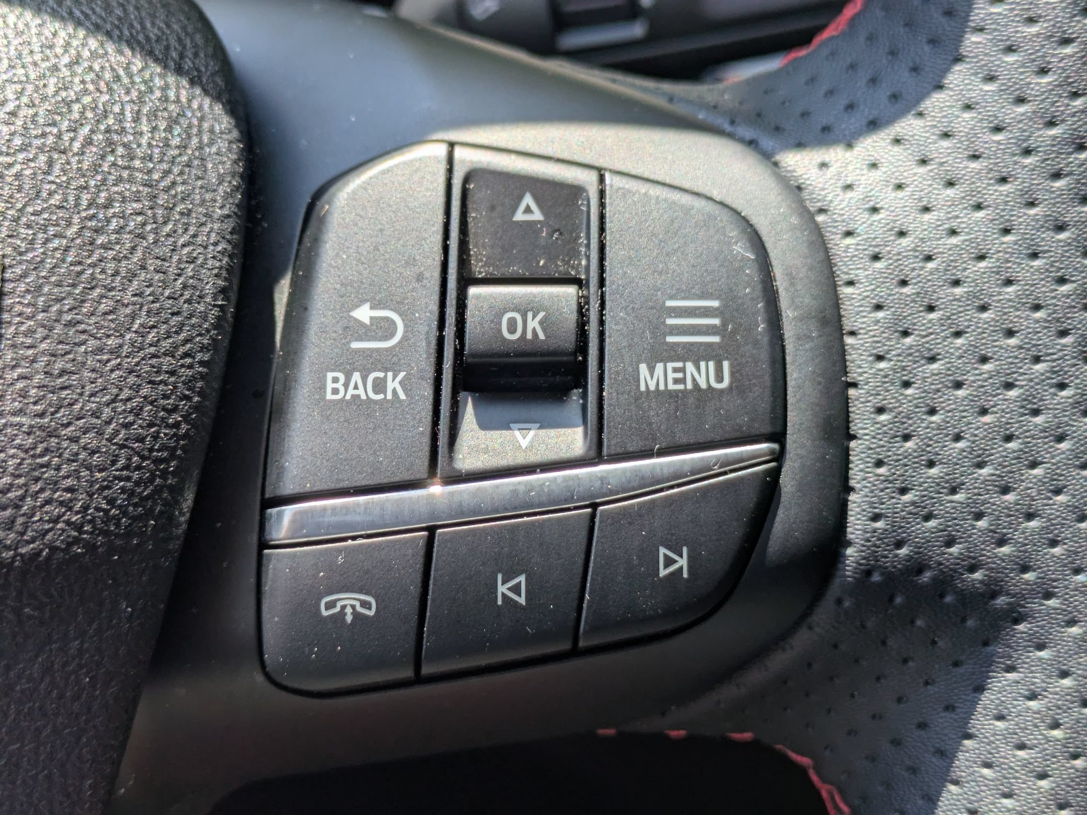 Certified 2024 Ford Escape ST-Line w/ Tech Pack #1 AWD/4WD image 16