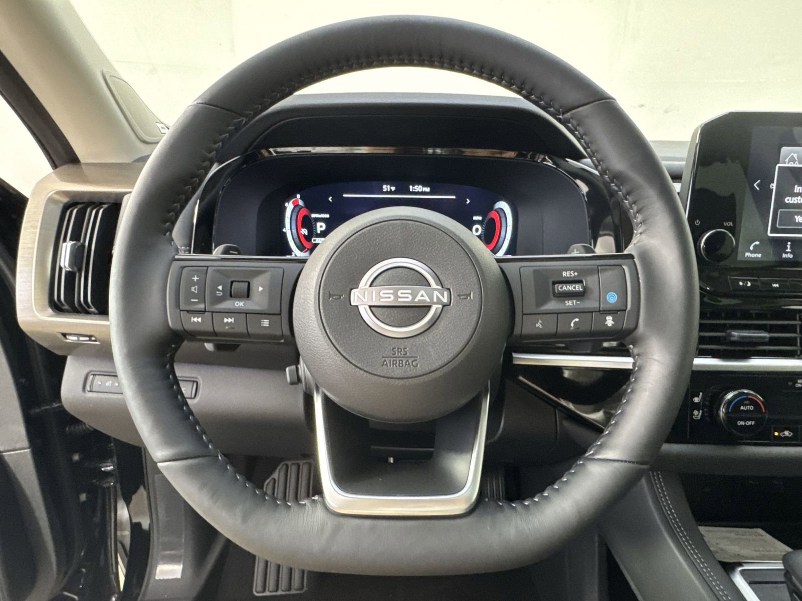 New 2025 Nissan Pathfinder Platinum w/ Cargo Package image 12