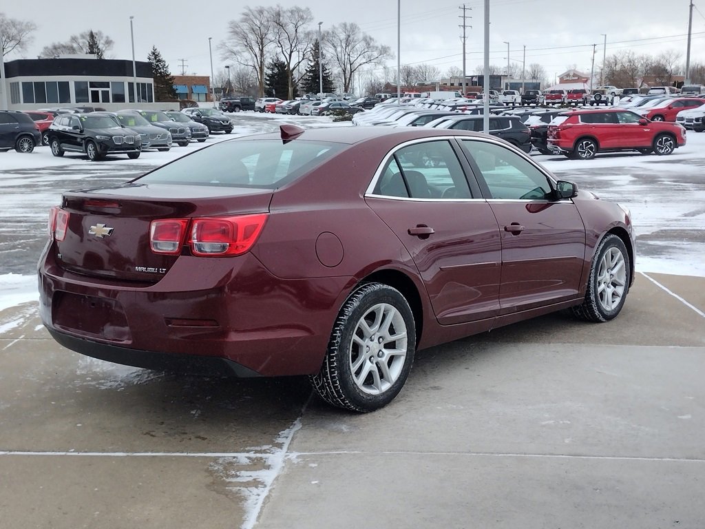 Used 2015 Chevrolet Malibu LT image 15