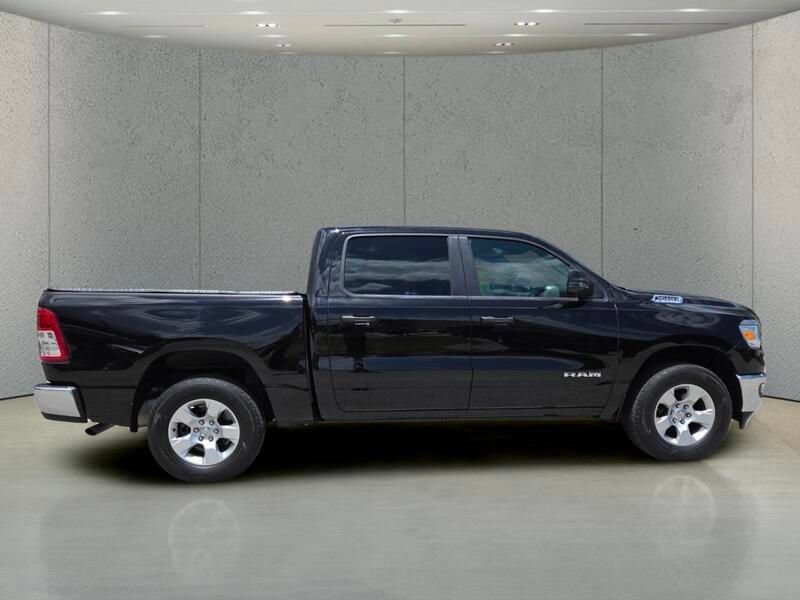 Used 2024 RAM 1500 Big Horn AWD/4WD image 32