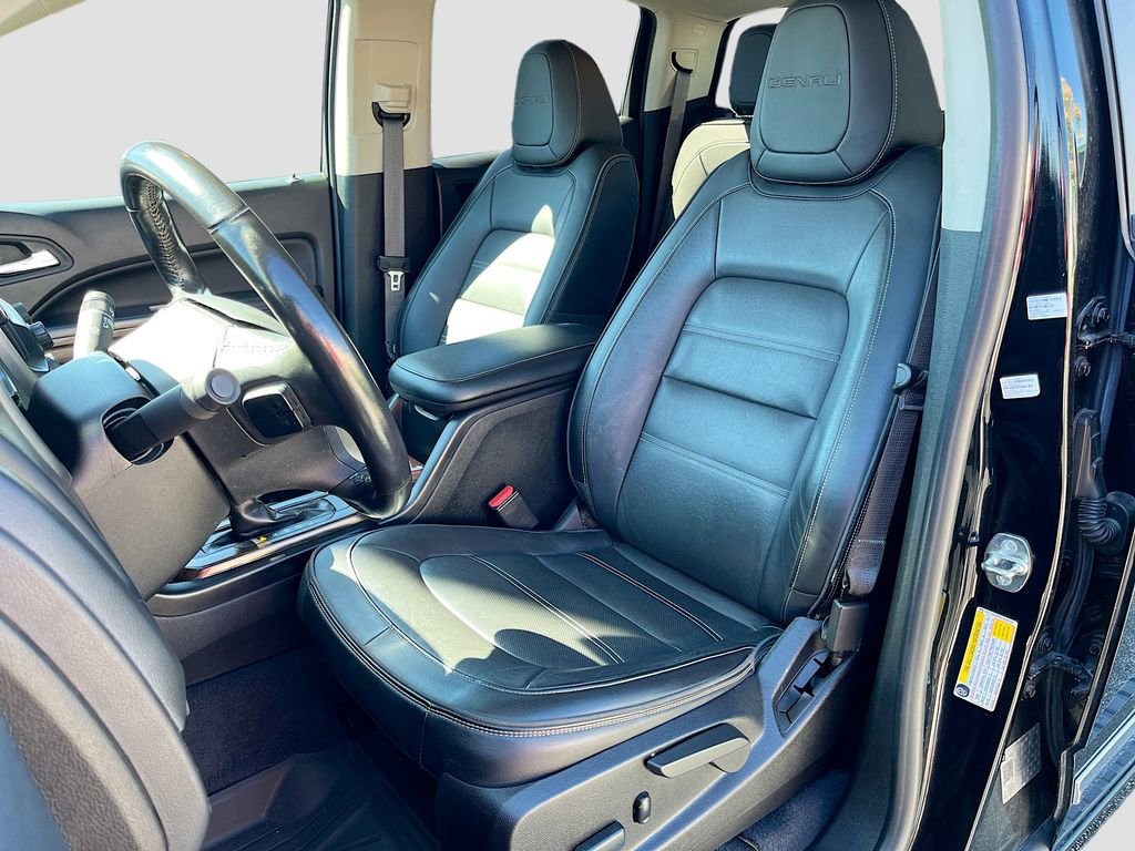 Used 2020 GMC Canyon Denali image 20