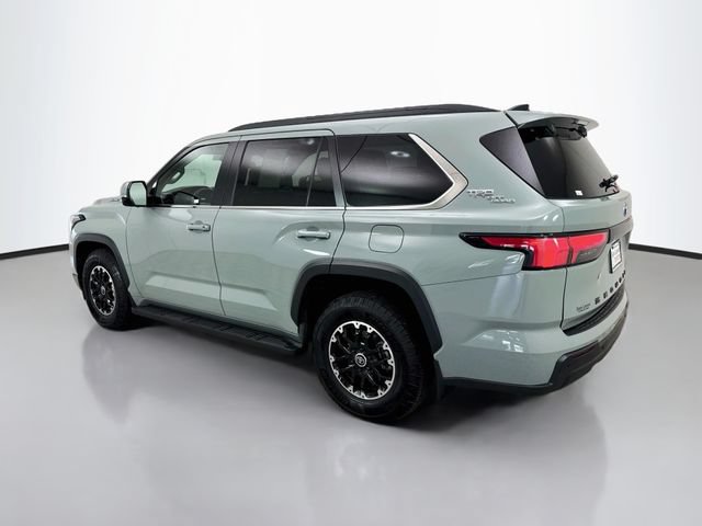 Used 2024 Toyota Sequoia SR5 w/ TRD Off-Road Package AWD/4WD image 5
