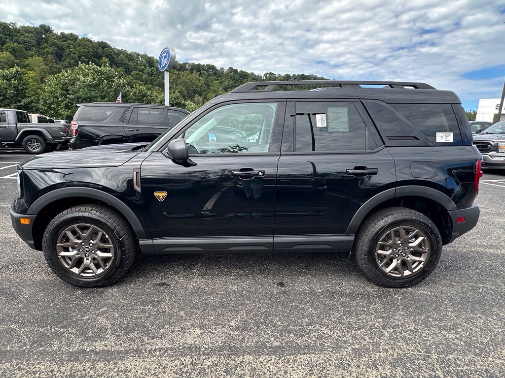 New 2026 Ford Bronco Sport Badlands w/ Bronze Package AWD/4WD image 2