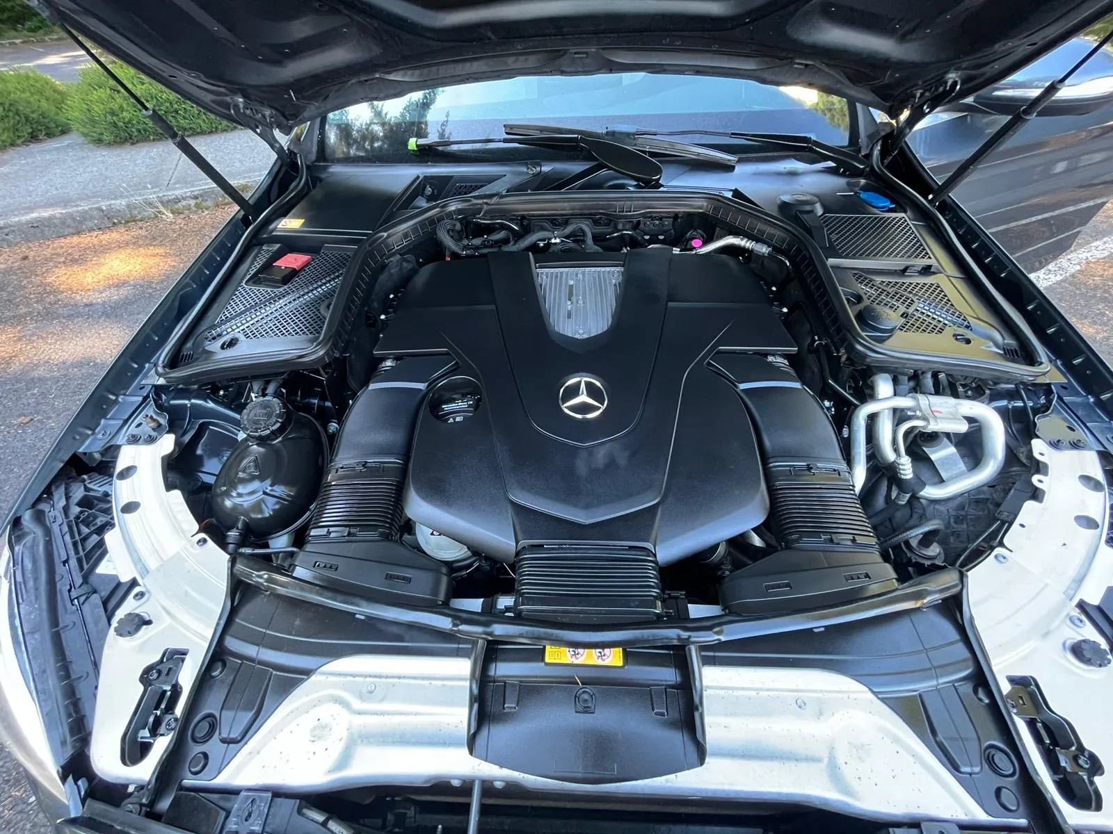 Used 2015 Mercedes-Benz C 400 4MATIC image 16