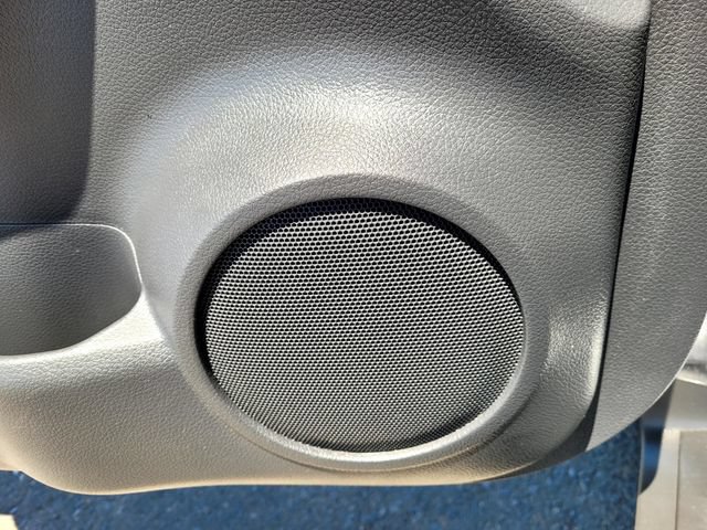 Used 2018 Nissan Rogue SV FWD image 19