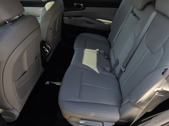 Used 2026 Kia Sorento S w/ S Panoramic Sunroof Package AWD/4WD image 13