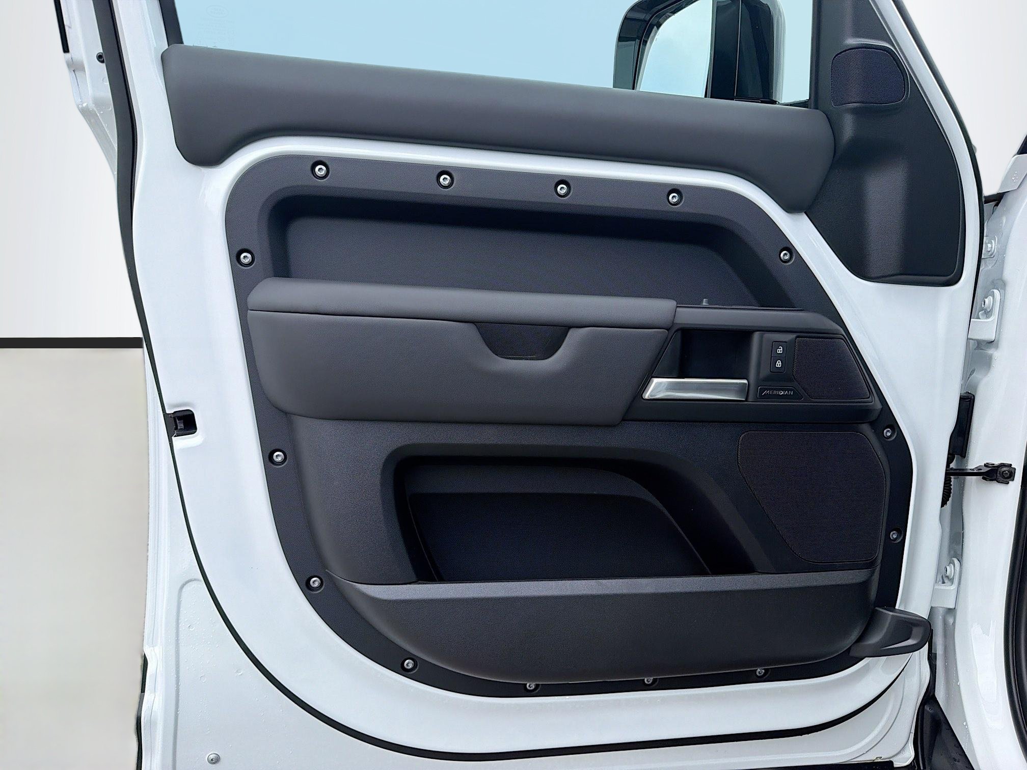 New 2026 Land Rover Defender 110 S AWD/4WD image 22
