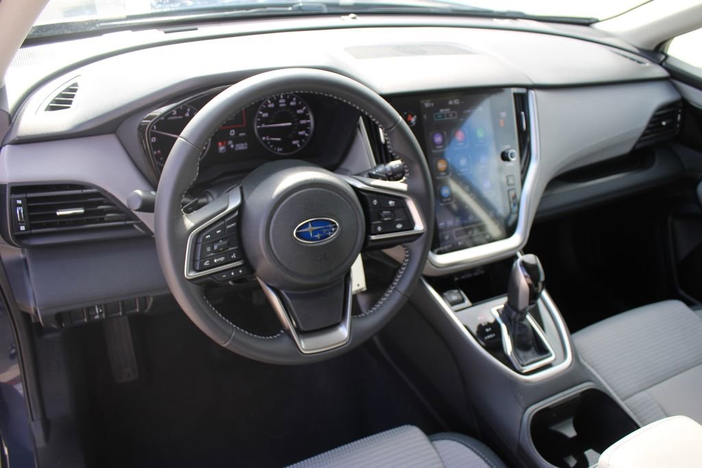 Used 2025 Subaru Outback Premium AWD/4WD image 11