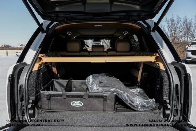 New 2026 Land Rover Range Rover Long Wheelbase SE image 52