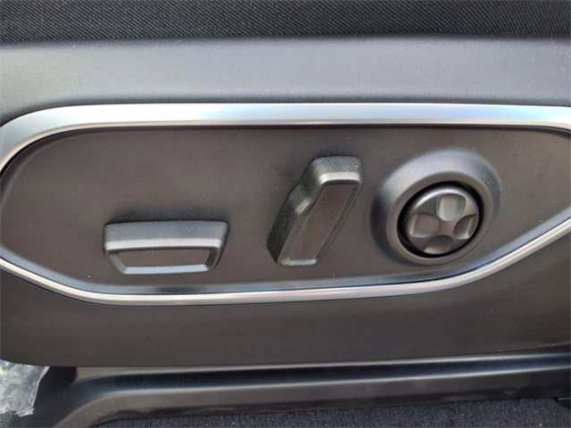 New 2025 Jeep Wagoneer 4WD image 14