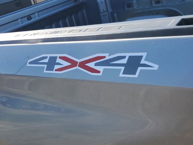 Used 2025 Chevrolet Silverado 1500 LT AWD/4WD image 5