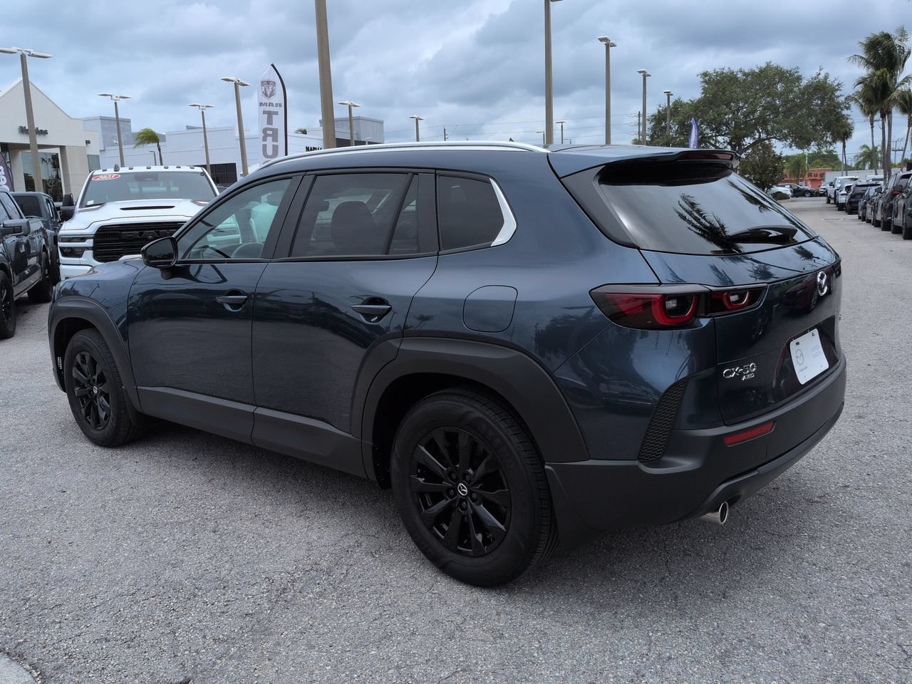 Used 2025 MAZDA CX-50 AWD 2.5 S w/ Cargo Package image 7