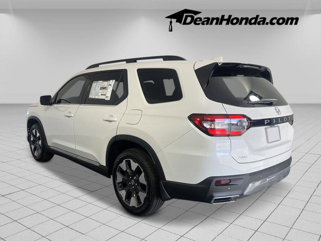 New 2026 Honda Pilot Elite image 3